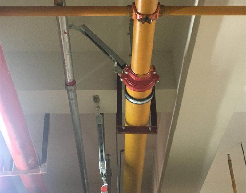 五华区小区停车场单管侧向抗震支吊架