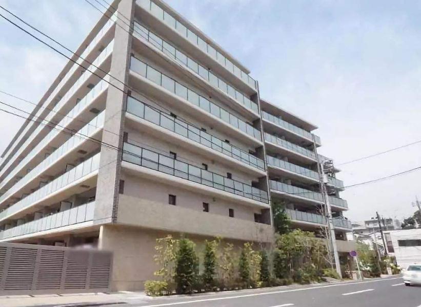 缠着绷带的房子